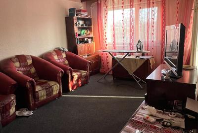 Apartament 3 camere decomandat, Nicolina, etaj 3 - 3