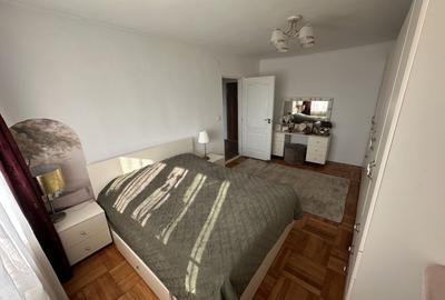 Apartment 3 camere mobilat - 17
