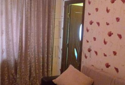 Garsoniera - Semidecomandat - Mobilat si Utilat - Zona Buziasului - 1