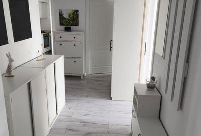 Piata Victoriei -3 camere -Nou !!! - 1