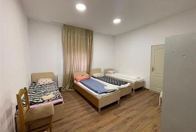 Apartament cu 5 camere decomandat în Iosia