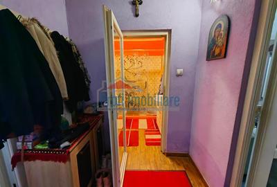 Casa cu 2 camere si terasa mare in centru pe strada Baritiu - 8