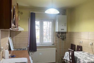Apartament cu 3 camere decomandat în Mărăști