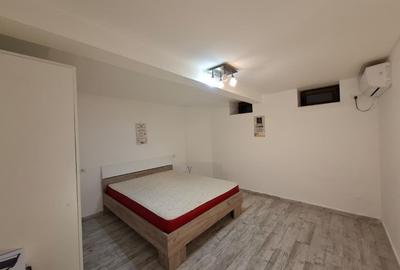 Apartament cu 2 camere semidecomandat, mobilat în Dudești