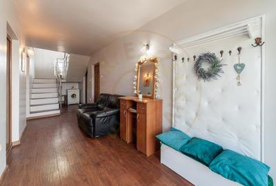 Casa cu teren generos si gradina spectaculoasa – Comuna Cuca, Argeș! - 14