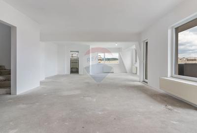 Apartament semifinisat, de Lux, zona semicentrală, 248mp SC, 154mp SU - 4