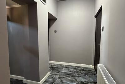 Parter de vila stradal - Calea Vitan colt cu Mihai Bravu / 2 camere - 50mp - 6