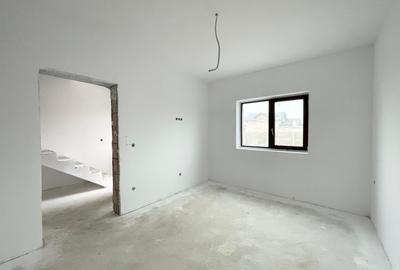 Duplex 4 camere central Mosnita Veche - 3