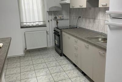 Centrul Civic, aproape de AFI, 3 camere recent renovate/mobilate, 165000 euro - 10