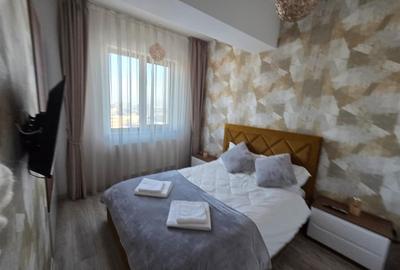 Apartament cu 2 camere semidecomandat în Podu Roș