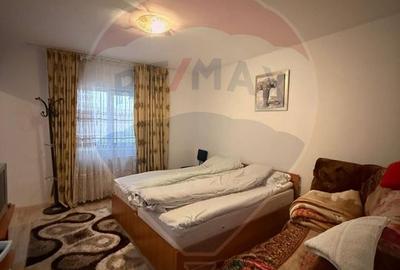 Casă / Vilă cu 8 camere de vânzare în zona Central - 15