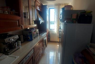 Apartament -5 camere -decomandat-Zona Fundeni - 19