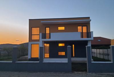 Casa de vanzare in Harman - zona rezidentiala - 2