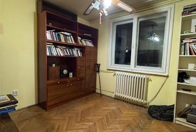 Apartament cu 2 camere decomandat în Rogerius