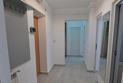 Bulevardul Decebal, stradal, RENOVAT RECENT,metrou Piata Muncii - 1