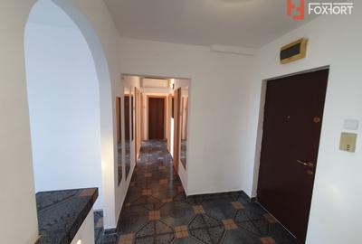 Apartament 3 camere decomandat, 65,3 mp - zona Calea Sagului - 23