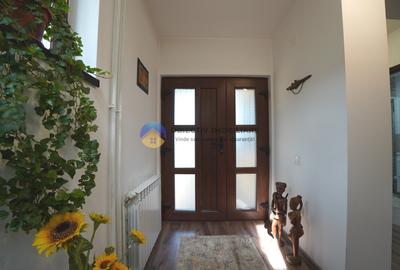 Casa si teren langa lacul Pangarati , mobilata si utilata - 7