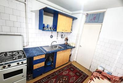 3 Camere, Central, Ideal pentru Familie, An '81 - 9