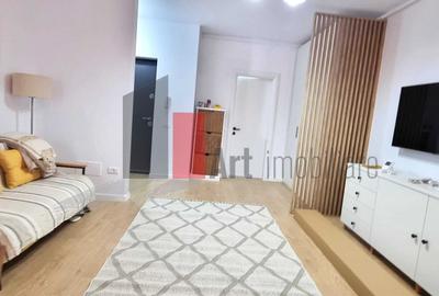 Apartament cu 2 camere decomandat în Păcii