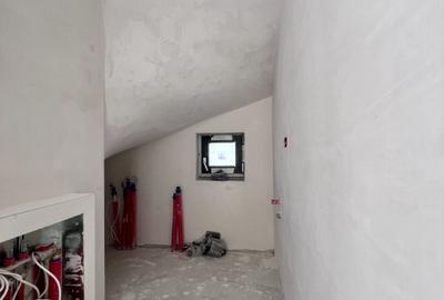 Duplex spatios, 5 camere, 102 mp utili, teren 285 mp - Ghiroda - 12