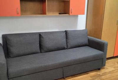 Garsoniera Et 1 bd. Alexandru Obregia, stradal, 10 minute de metrou - 1