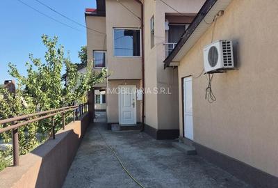 De vanzare 2 case + spartiu comercial in Chiajna!! - 2