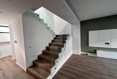 VILA 5 CAMERE DE INCHIRIAT,ZONA PIPERA - 1