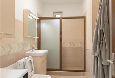 Apartament cu 3 camere in Decebal - 8