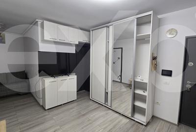 Garsonieră decomandată în Trivale