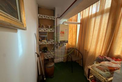 Apartament 3 camere, decomandat, 86 mp, cartier George Enescu, zona Sineasca - 9