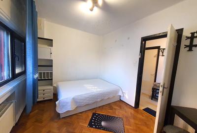 Piata Romana, 3 camere de vanzare, cu centrala - 4