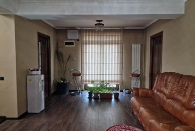 Vila in Colentina, S+P+2E, 7 camere, 5 bai, mobilata si utilata - 24