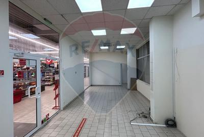Spațiu comercial 58mp in incinta Super PROFI Urziceni - 8