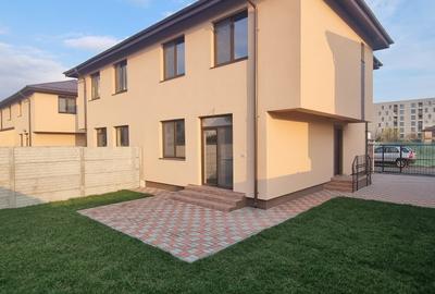 Duplex cu 4 camere în Nord