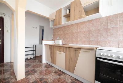 RECO Apartament 2 camere decomandat Rogerius etajul 3 - 3