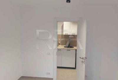 2 camere 1/8, renovat, Crangasi-Str. George Valsan. - 1