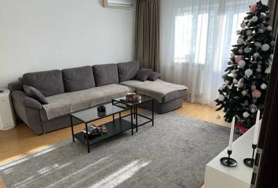 Apartament cu 2 camere decomandat, mobilat în Uverturii