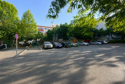 Apartament 2 Camere | Complet Renovat | Loc Parcare | Vedere Libera | Sector 4 - 20