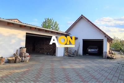 Casa pentru 2 familii, 7 Camere, 2 Garaje, 1500MP Teren - 3