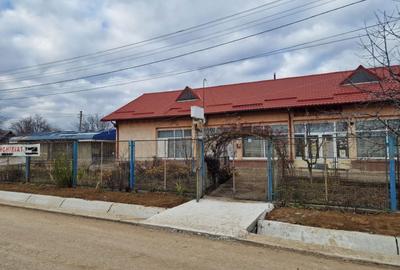 Se oferă spre vânzare / închiriere clădire cu spațiu comercial - 24