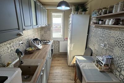Apartment 3 camere mobilat - 10