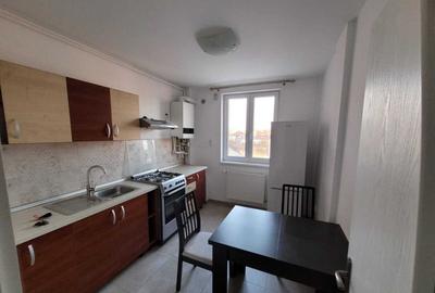 Garsonieră decomandată, mobilată în Central