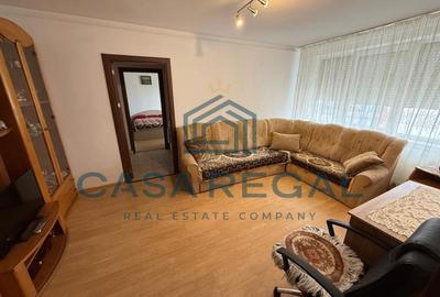 Închiriere apartament 2 camere Oradea | Central | Lift renovat | Balcon generos - 1