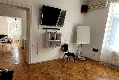 Casă individuală cu 11 camere în Grădina Icoanei