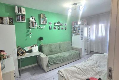 Garsonieră 28 mp + balcon 5 mp,  etaj 4/4, Mărăști - 3