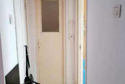 Apartament cu doua camere decomandat,  zona Vlahuta - 7