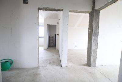 Vila D+P+M  Sat Costi ( Floricultura) cu bransamente la utilitati - 11