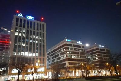 MALL VITAN, BRANDUSELOR, NERVA TRAIAN, CENTRALA PROPRIE - 1