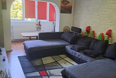 Vand apartament 4 camere, pe Calea Torontalului