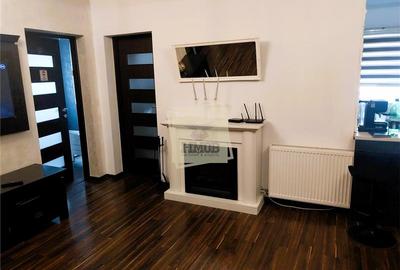 Apartament cu 3 camere decomandat, mobilat în Turnișor